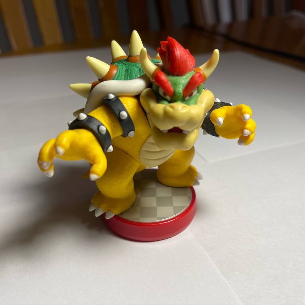 Bowser Amiibo Figure